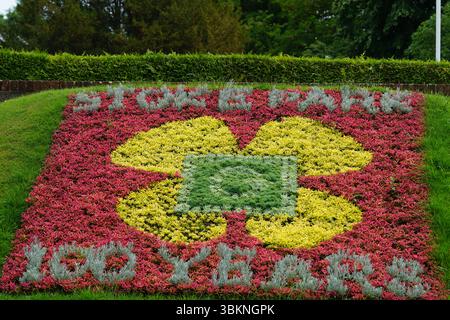 Through the Lens in Guildford: Moments of a Vibrant Town Centre